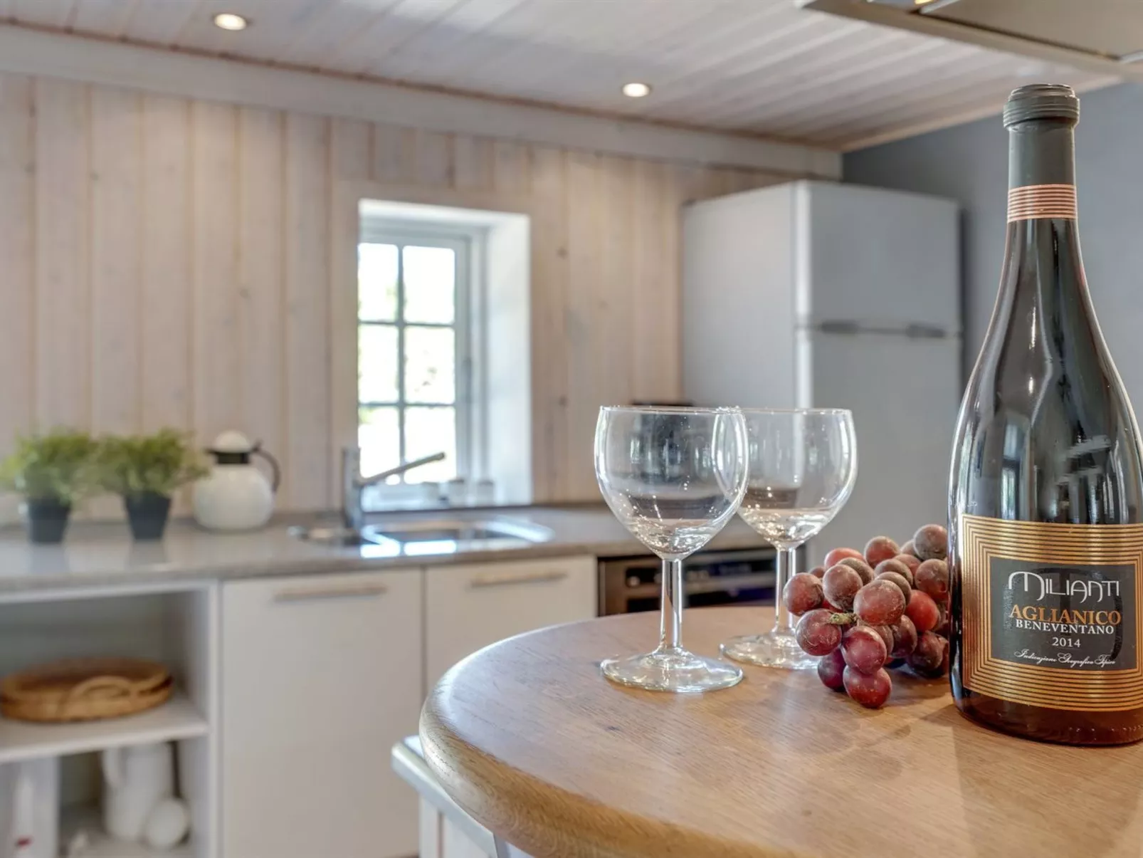 "Gudmund" - 3.9km from the sea-Inside