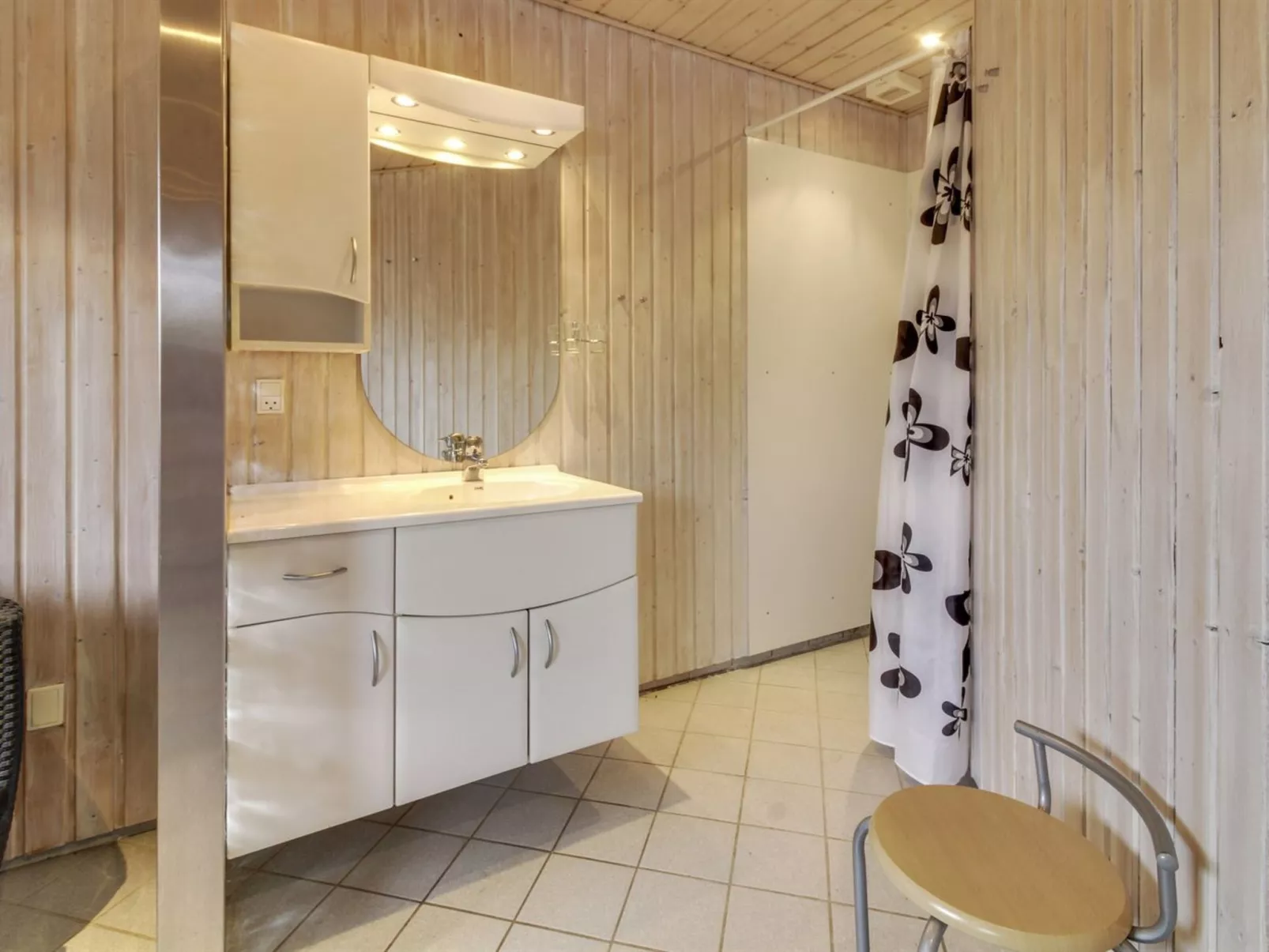 "Reidar" - 1km from the sea-Inside