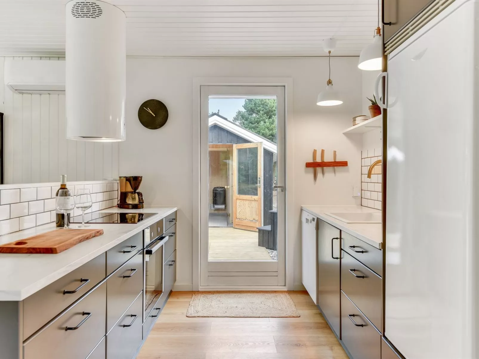 "Doreen" -  from the sea-Dedans