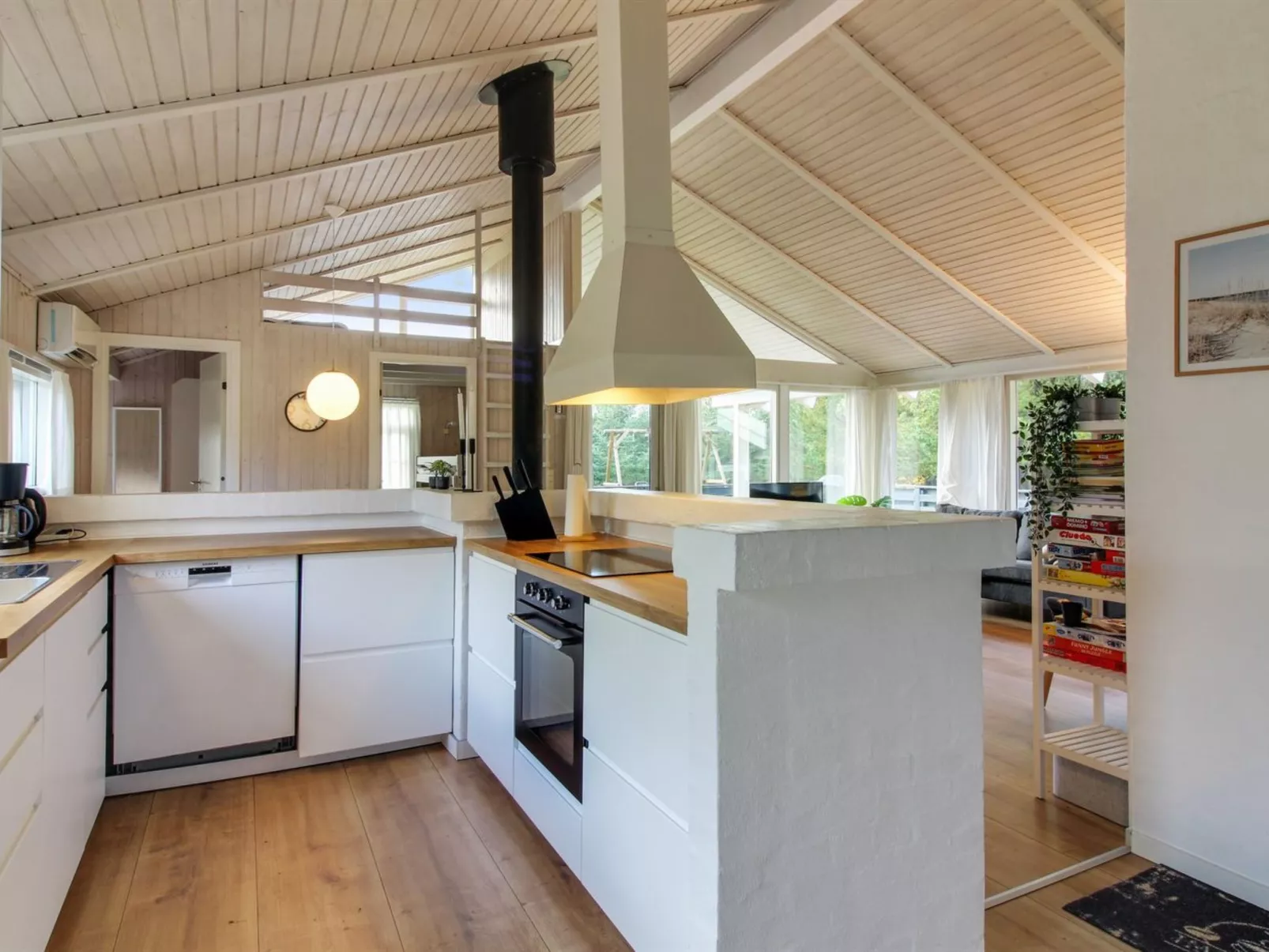 "Kragh" - 950m from the sea-Dedans