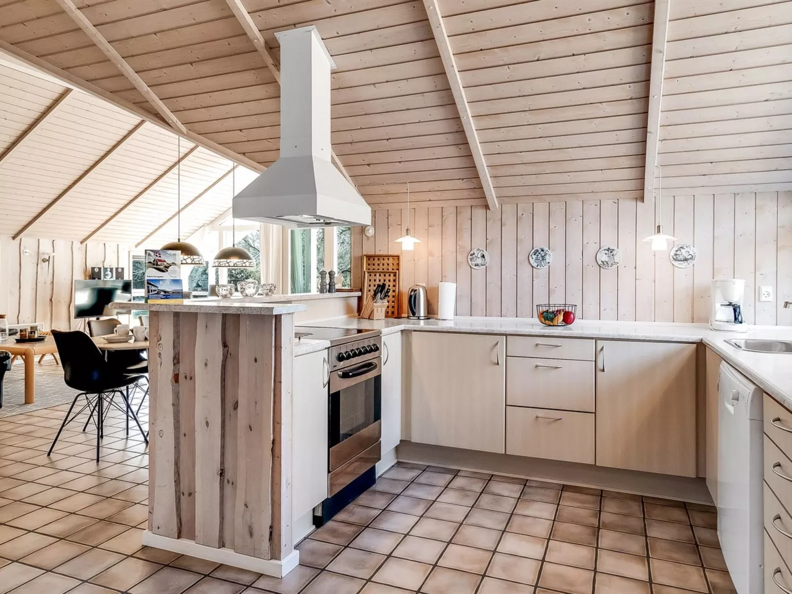 "Tovi" - 4km from the sea-Inside