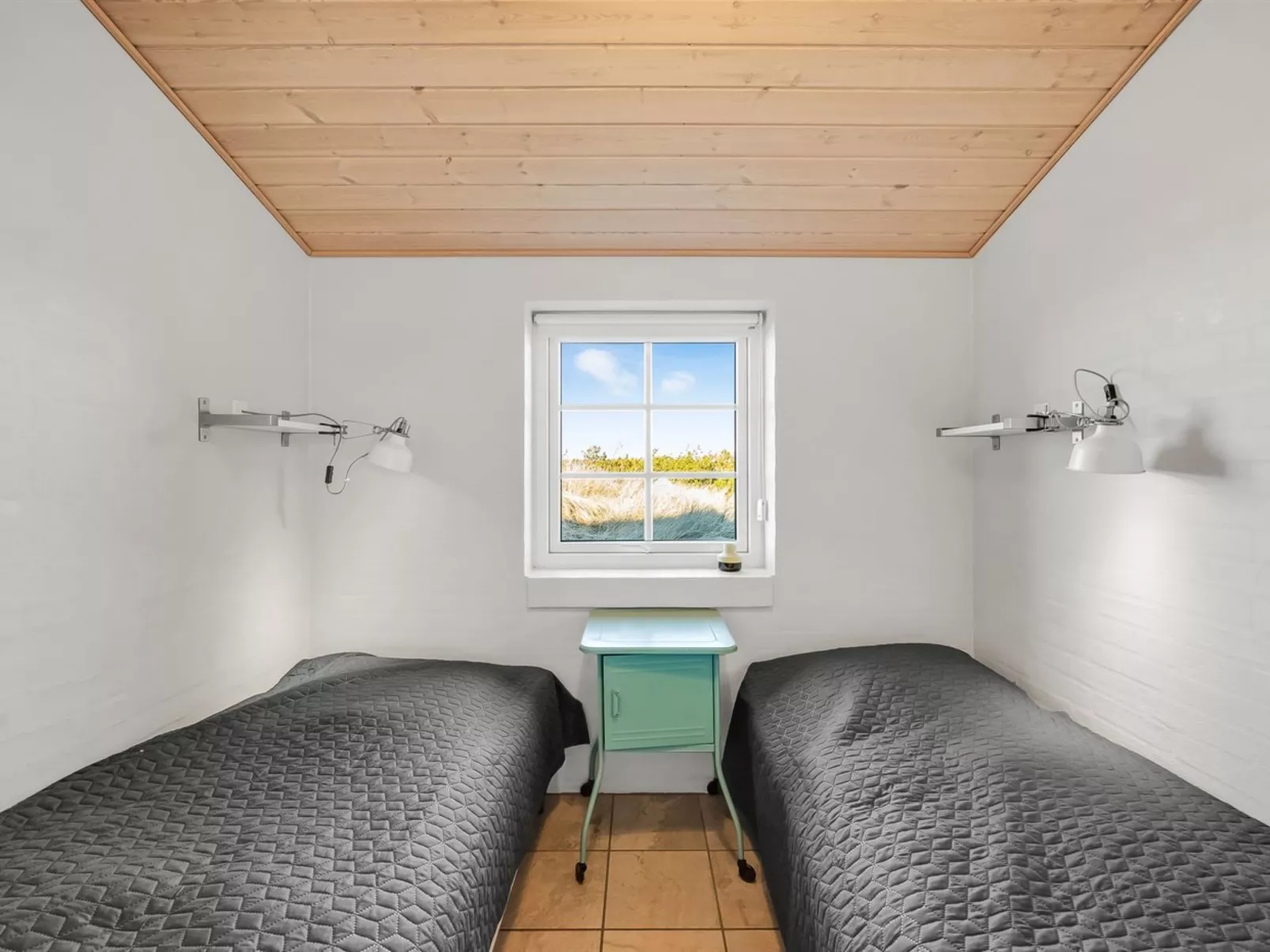 "Hærulf" - 300m from the sea-Inside