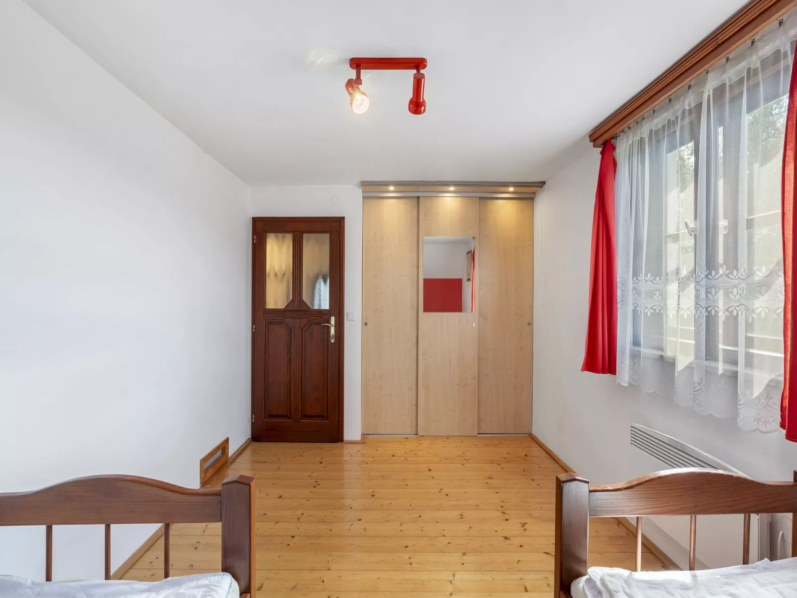 Loukov u Semil-Inside