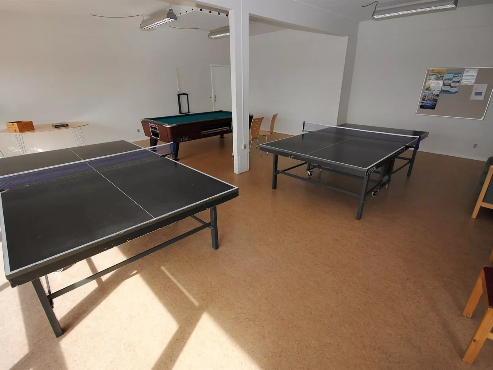 "Vasil" - 100m to the fjord-Drinnen