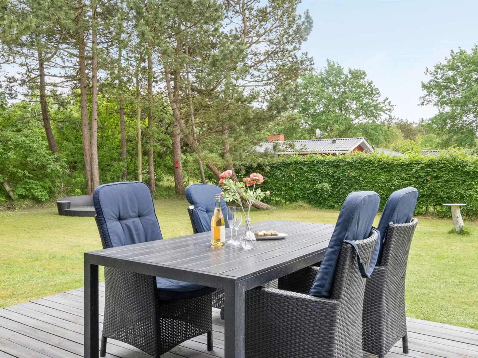 "Nannah" - 250m from the sea-Outside