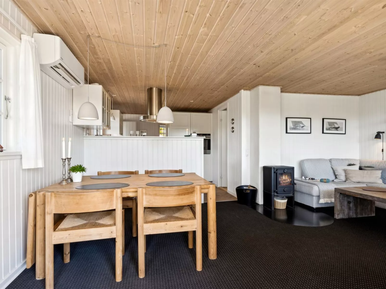 "Ekatarina" - 125m from the sea-Inside