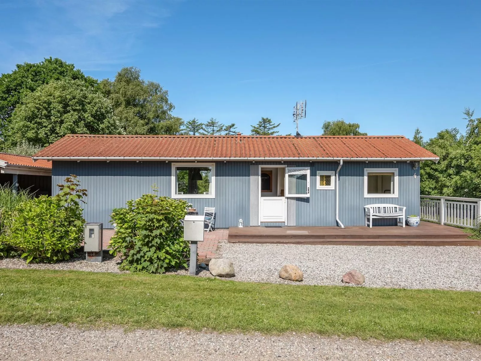 "Lillan" - 250m from the sea-Outside