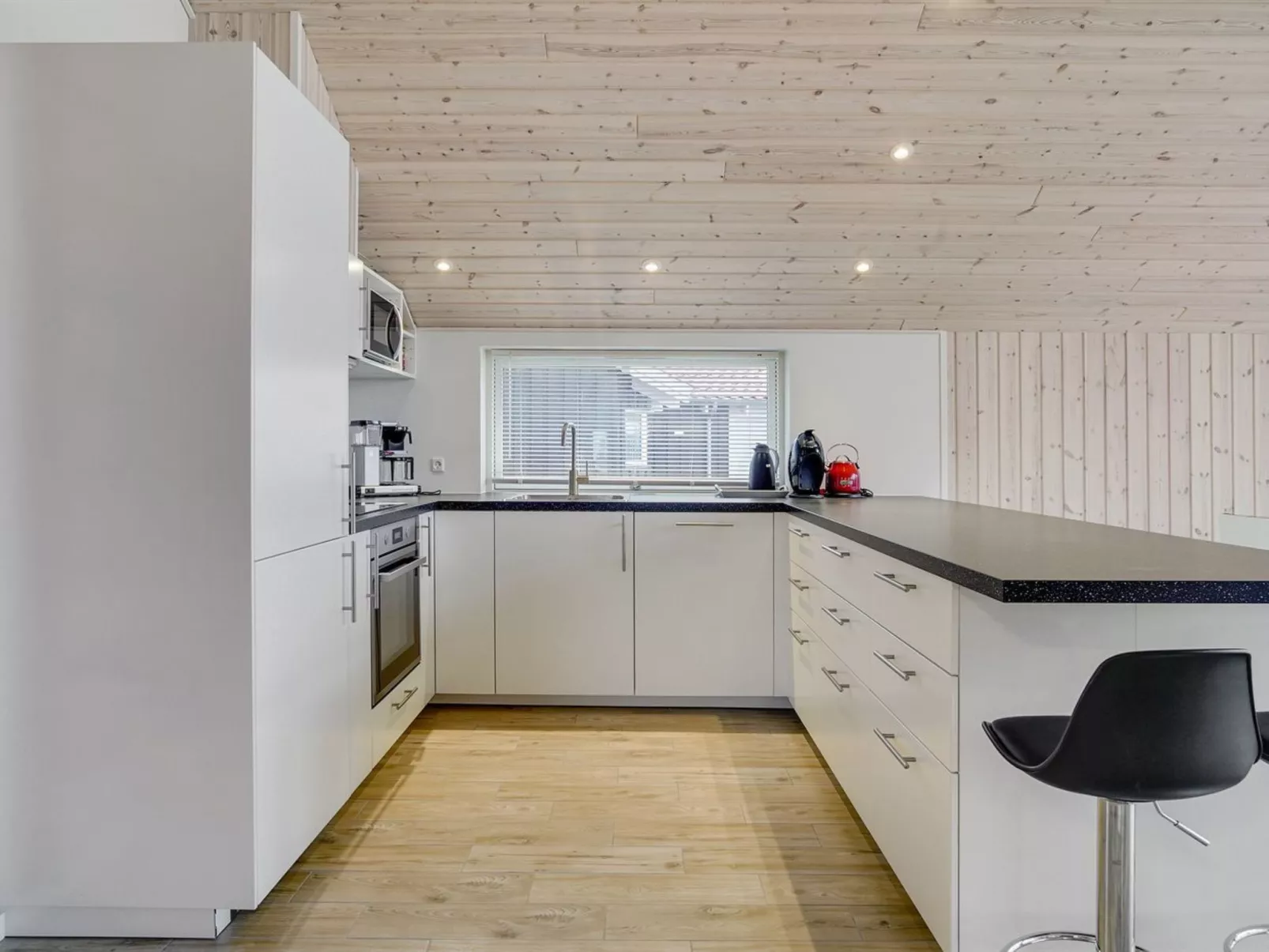 "Domi" - 1.2km from the sea-Inside