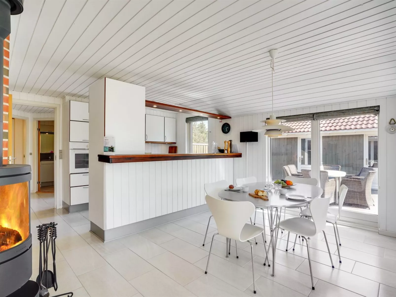 "Henkil" - 700m from the sea-Inside