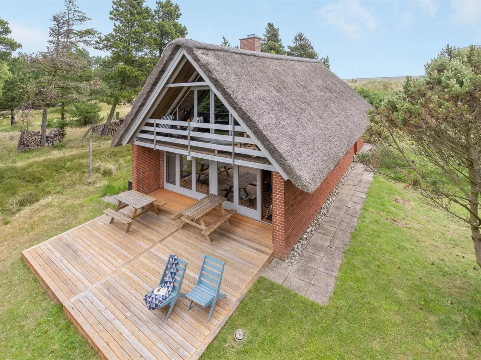 "Jorinde" - 2.8km from the sea-Outside