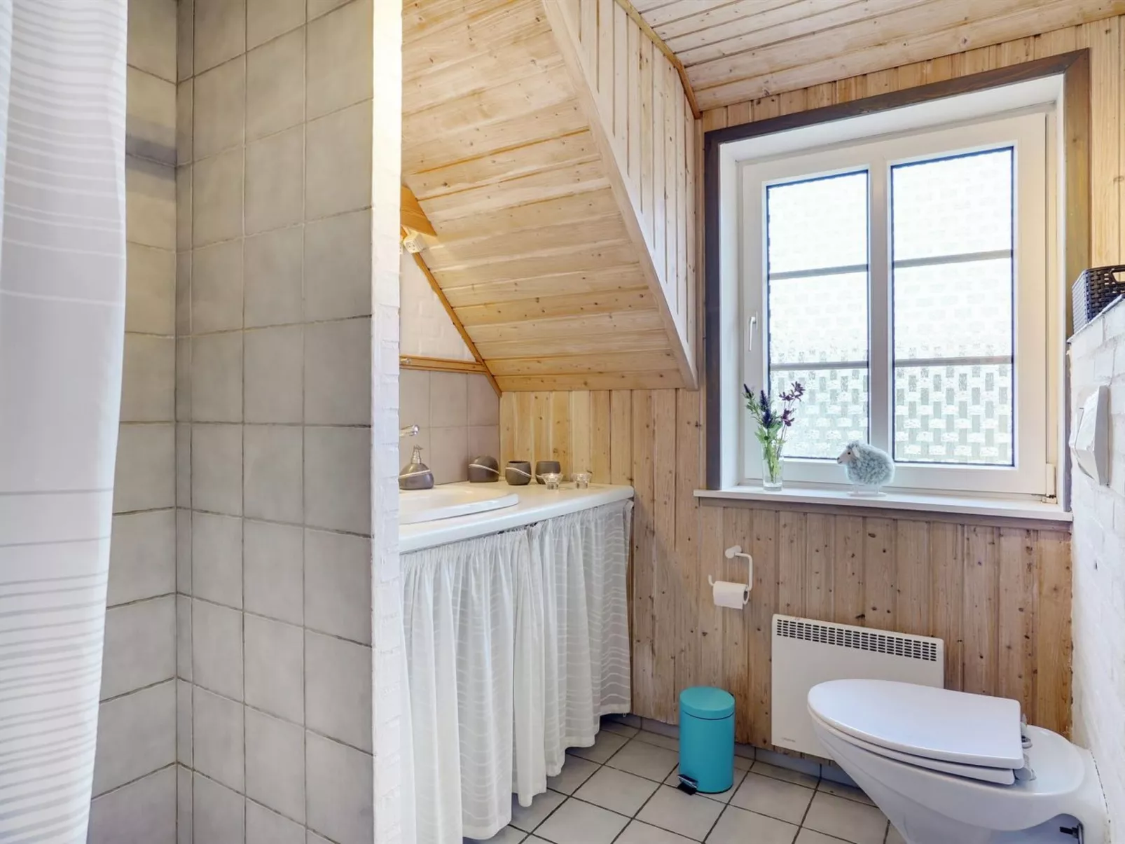 "Hakun" - 4km from the sea-Dedans