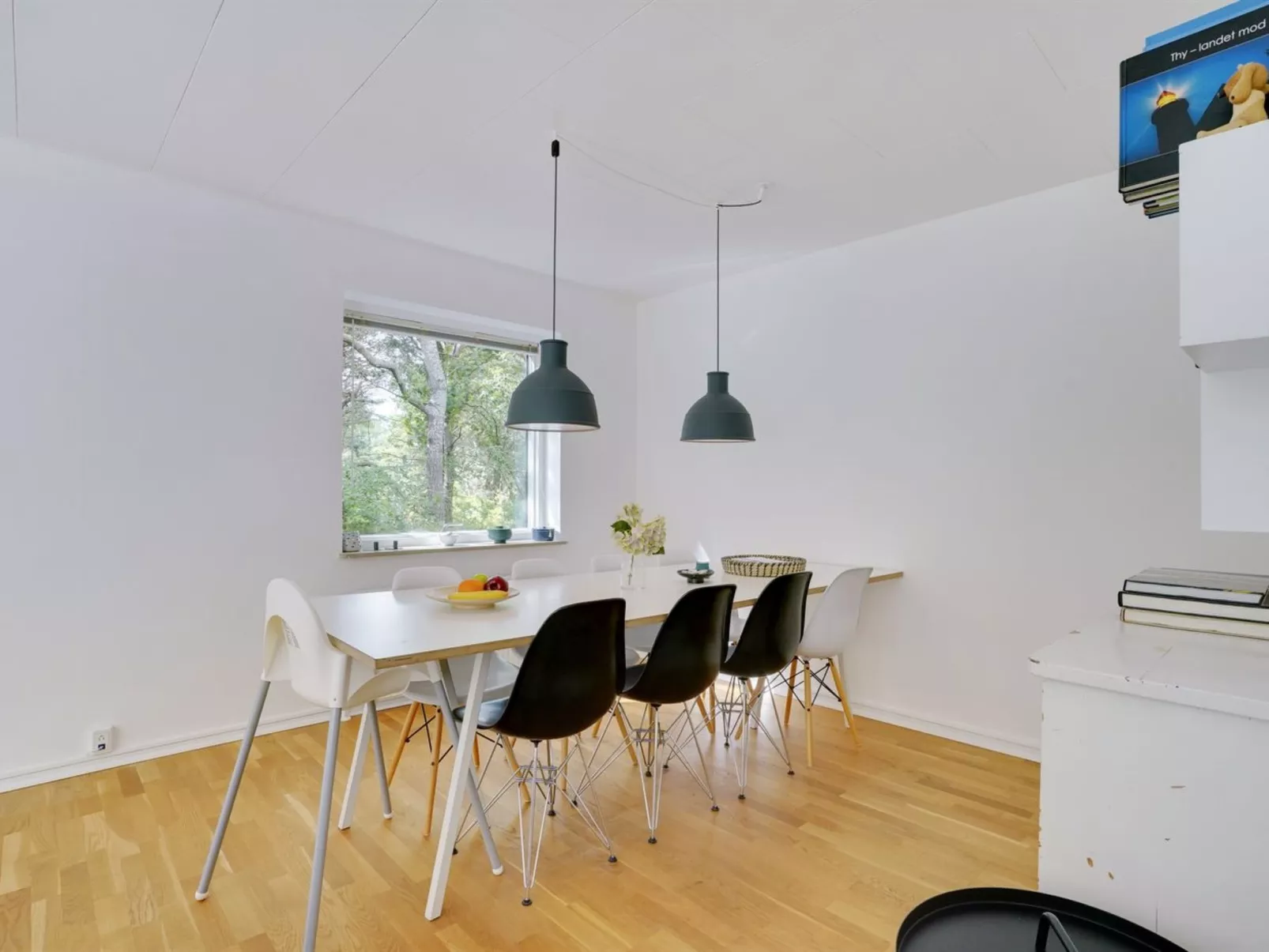 "Flor" - 900m from the sea-Drinnen