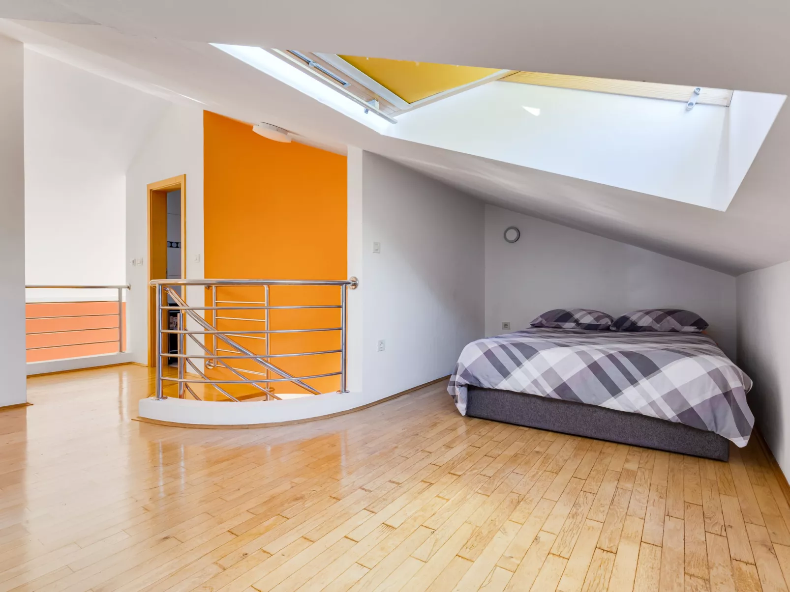 Yellow House-Drinnen