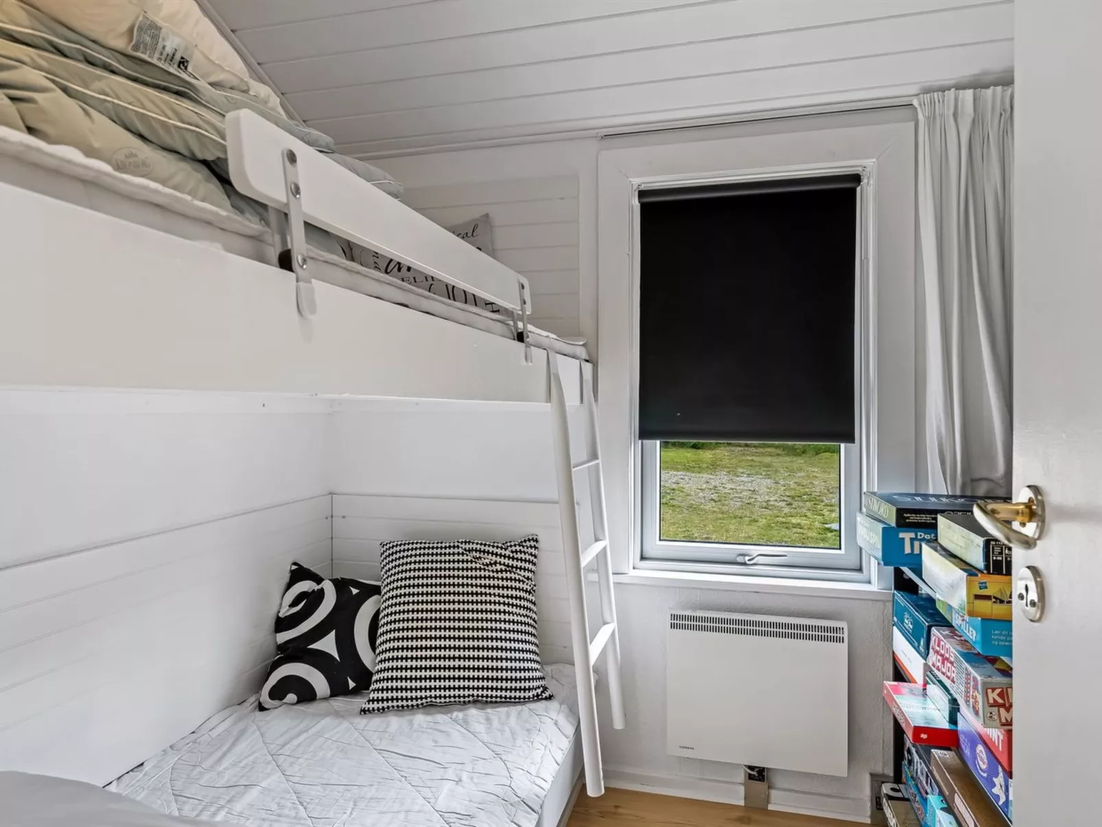 "Stina" - 250m from the sea-Drinnen