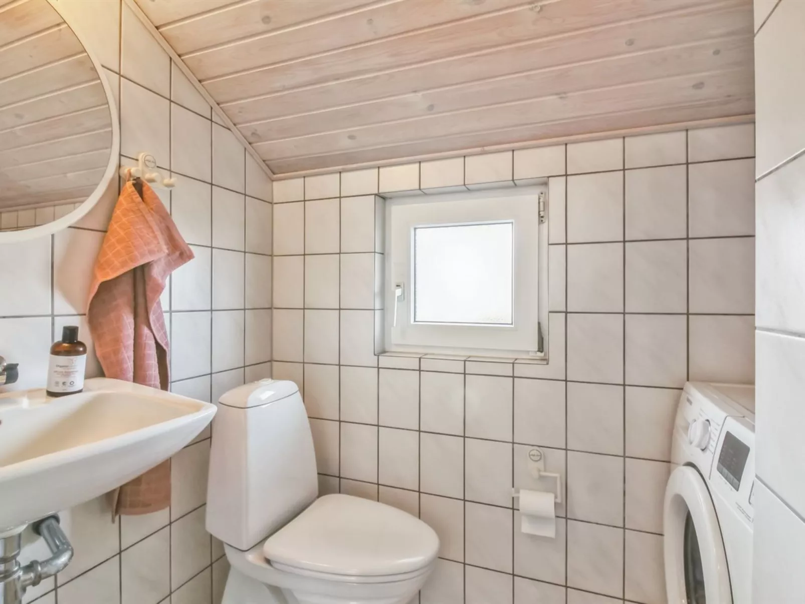 "Madsen" - 500m from the sea-Inside