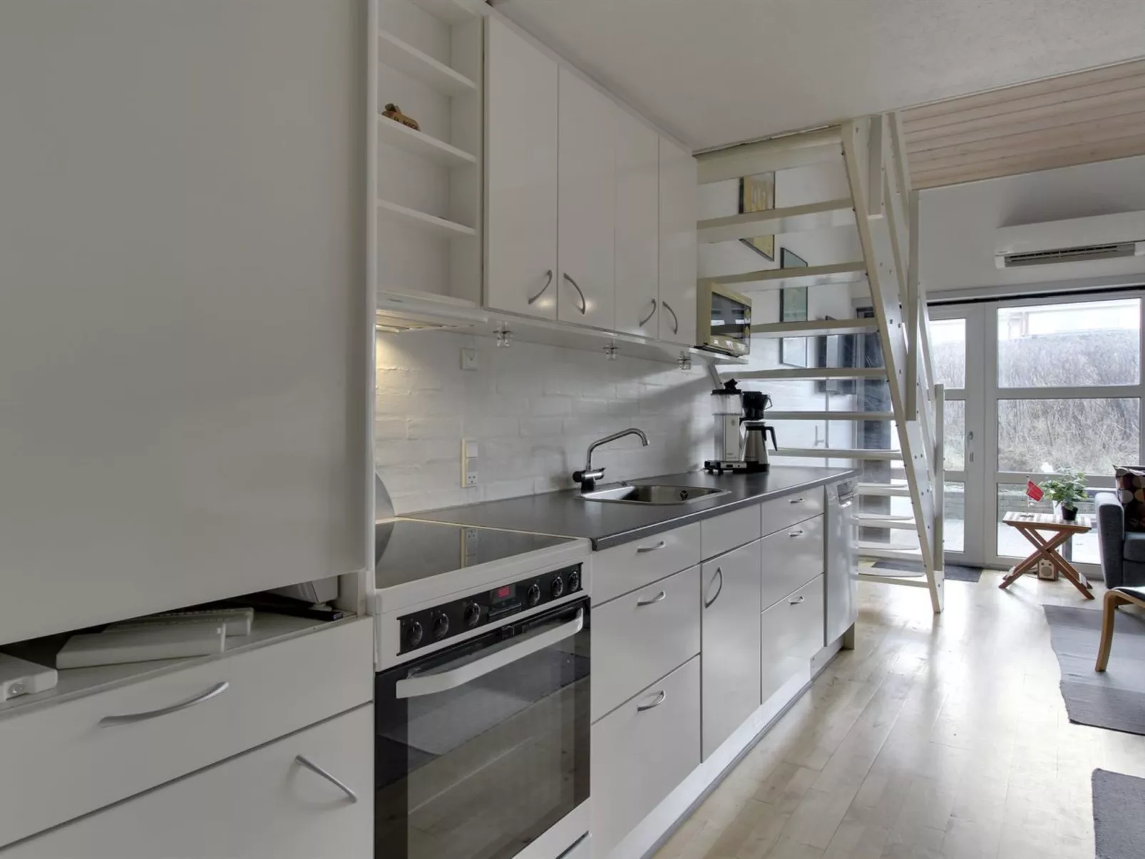 "Soufiane" - 100m from the sea-Inside