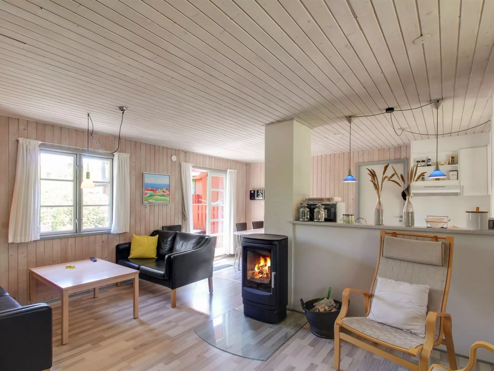 "Jose" - 300m from the sea-Inside