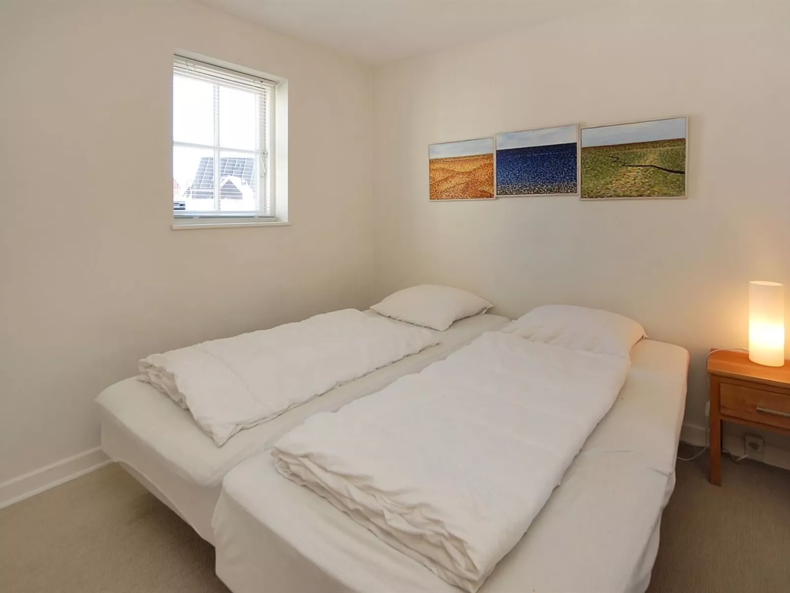 "Ønef" - 1km from the sea-Drinnen