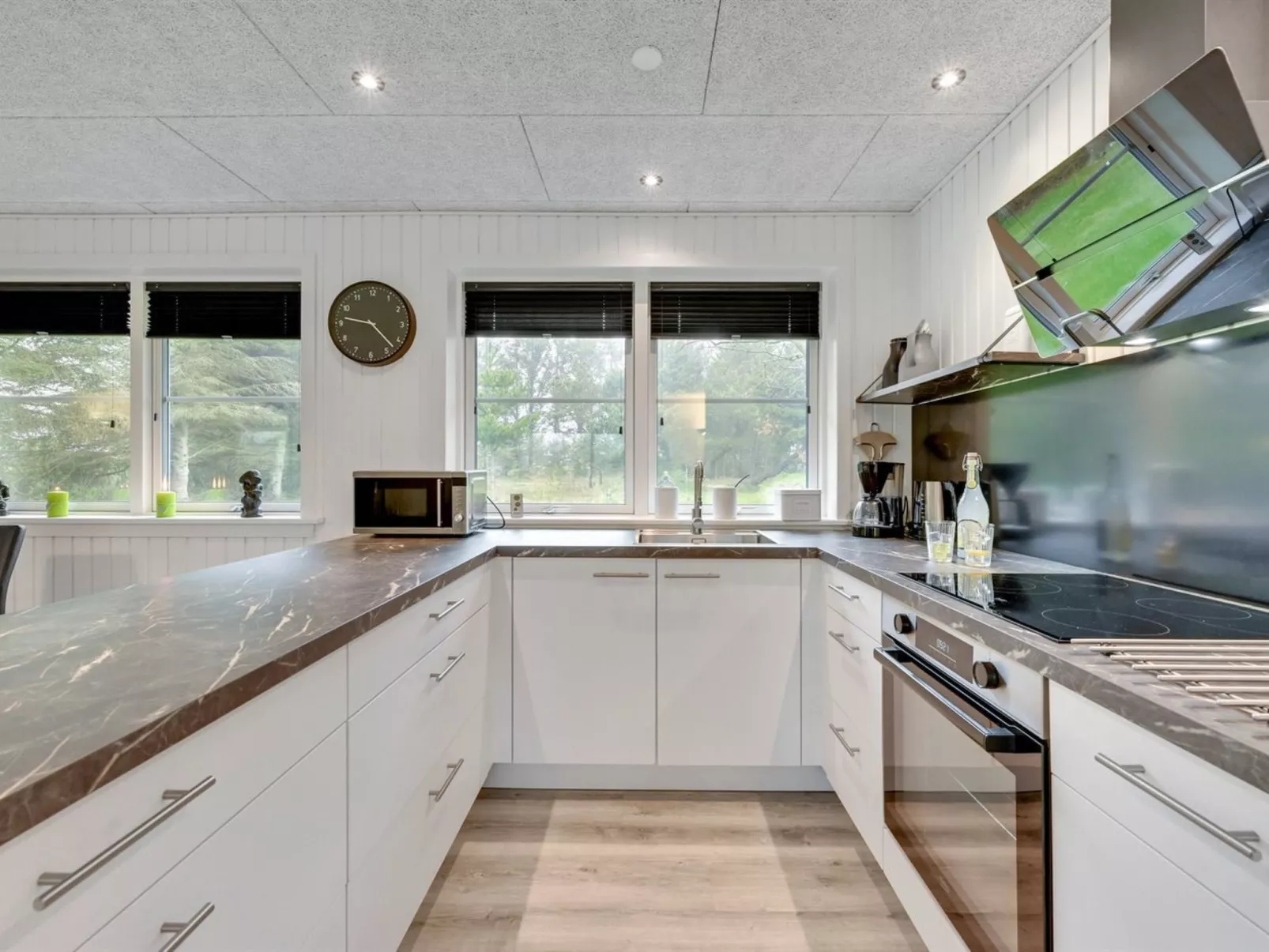 "Øn" -  from the sea-Inside