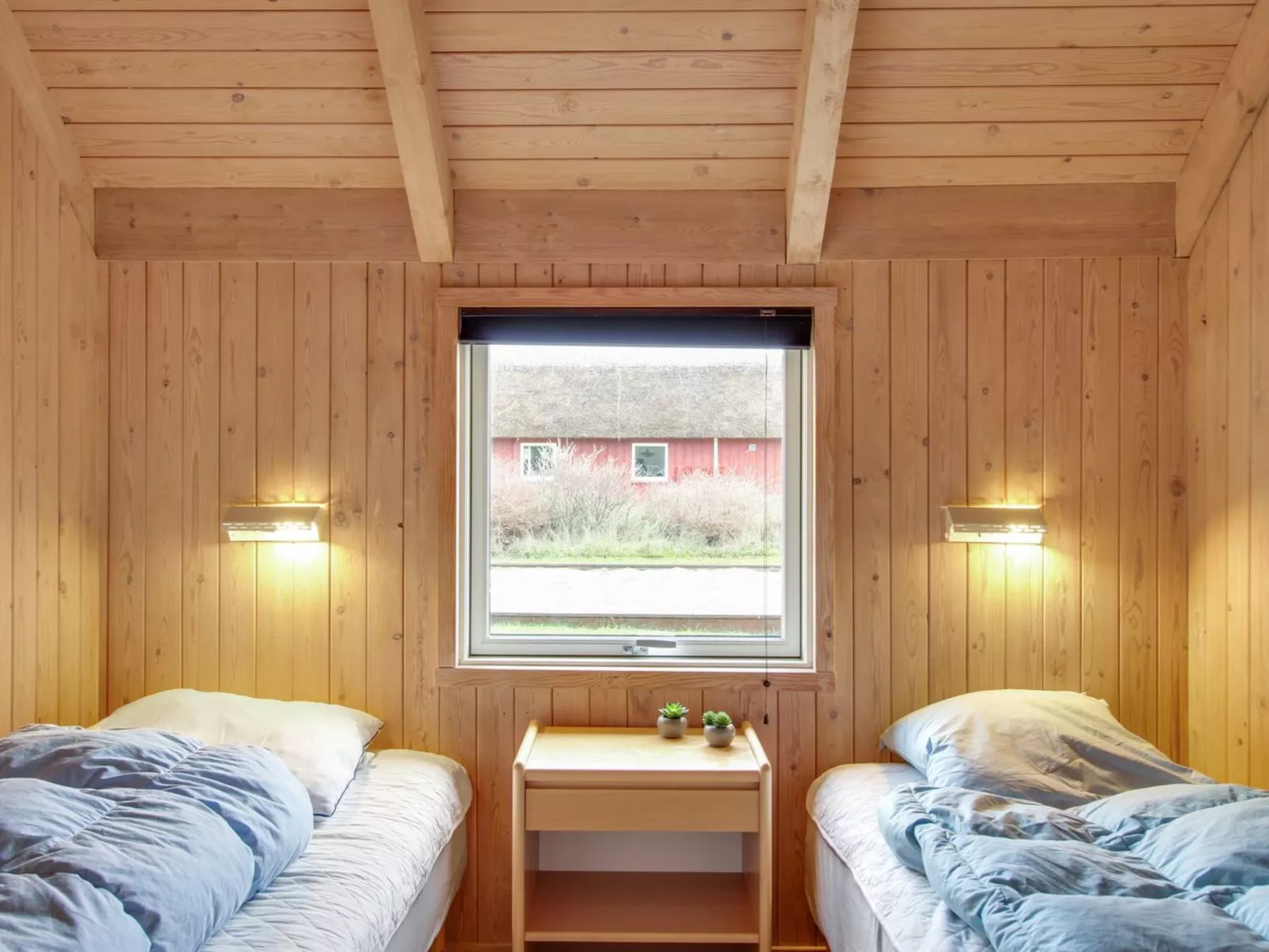 "Hothbrod" - 1.2km from the sea-Inside