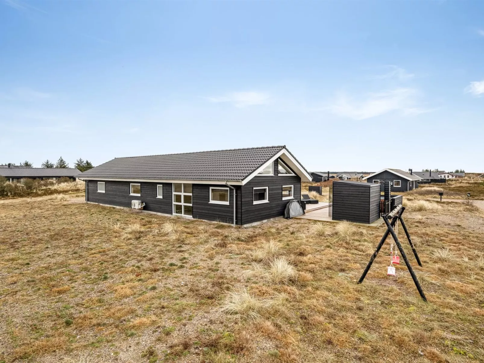 "Tola" - 450m from the sea-Draußen