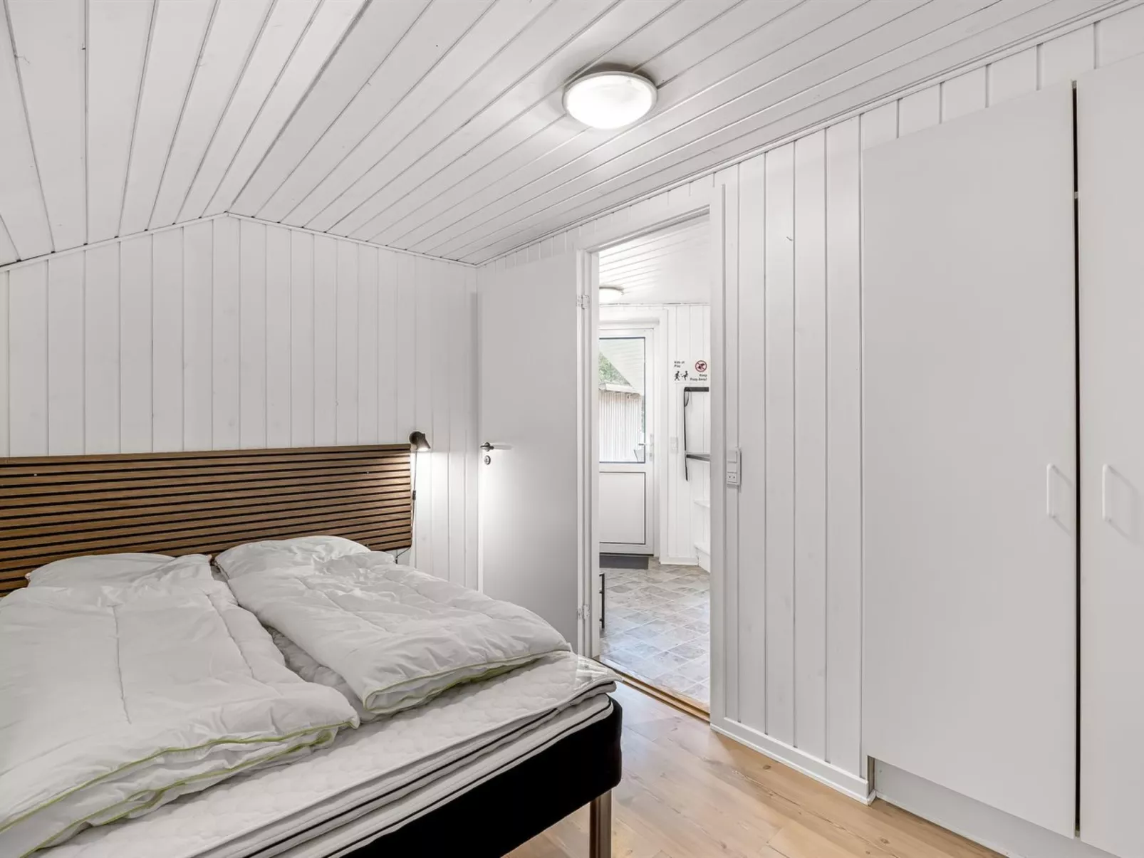 "Sylvi" - 1.7km from the sea-Dedans