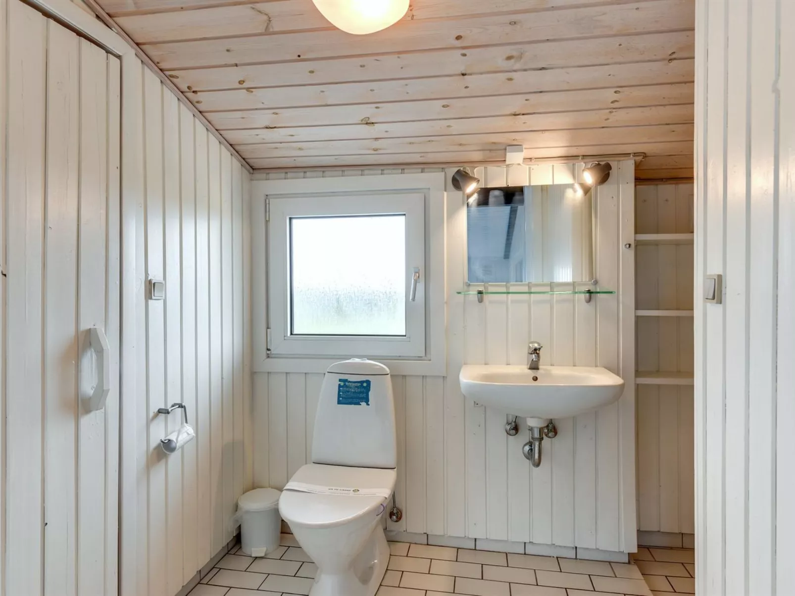 "Mogens" -  from the sea-Dedans