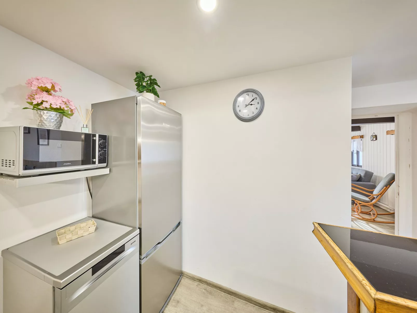 Leisure Lounge & Pool-Inside