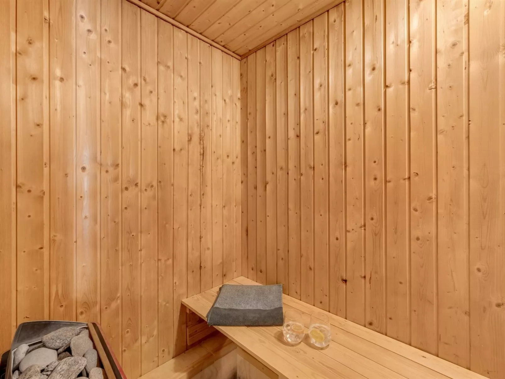 "Ludvig" -  from the sea-Inside