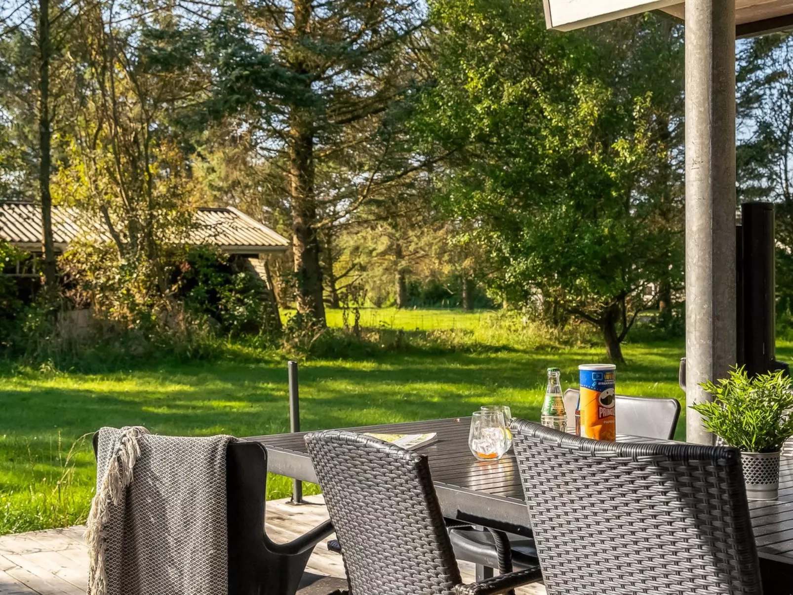 "Emeli" - 1.3km from the sea-Outside