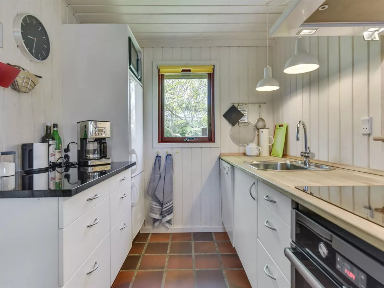 "Agnita" - 300m from the sea-Dedans