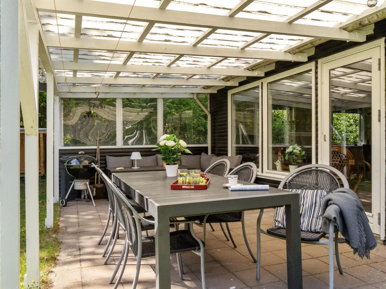 "Ulrike" - 600m to the fjord-Outside