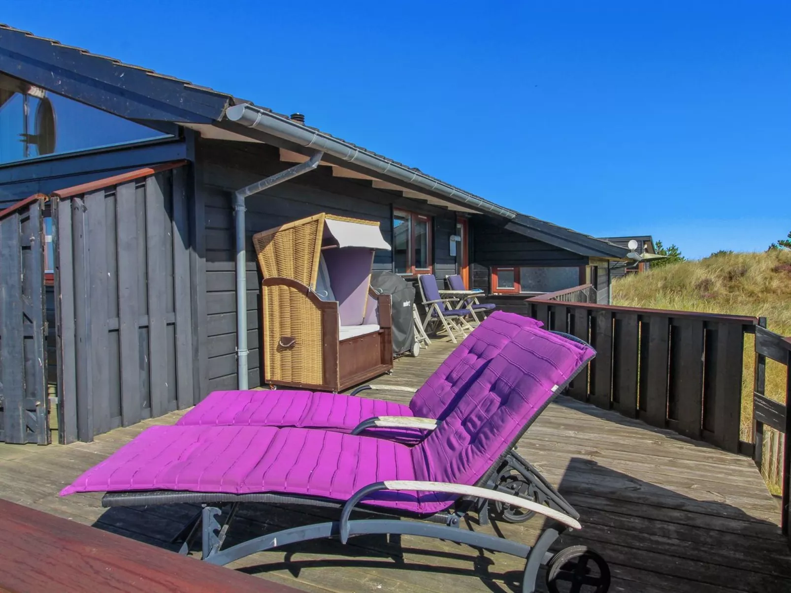 "Alim" - 300m from the sea-Draußen