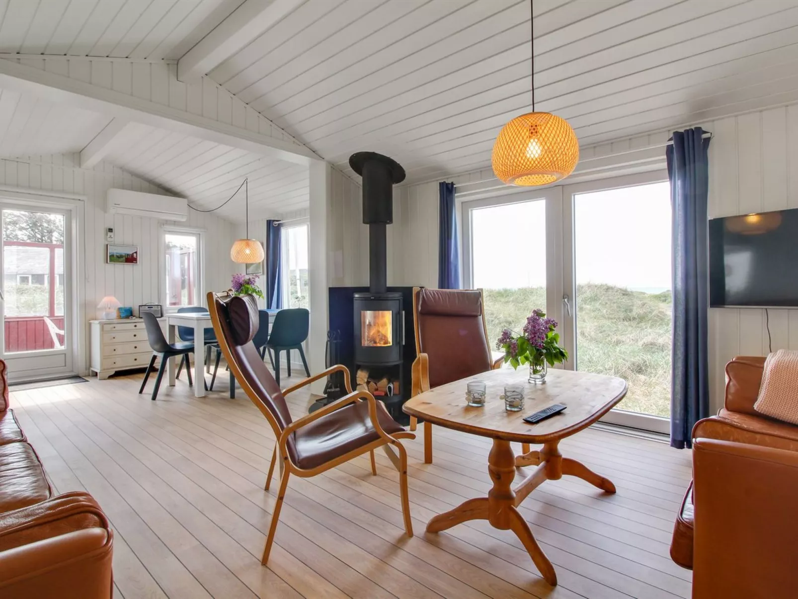 "Marius" - 200m from the sea-Dedans