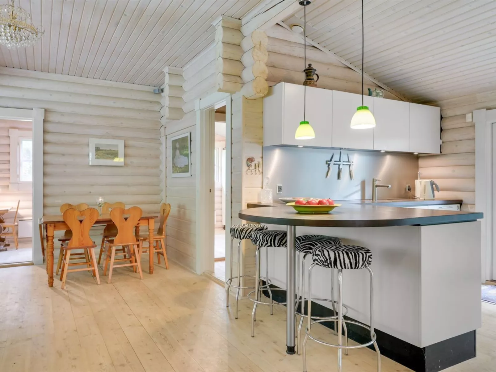 "Erika" - 250m from the sea-Inside