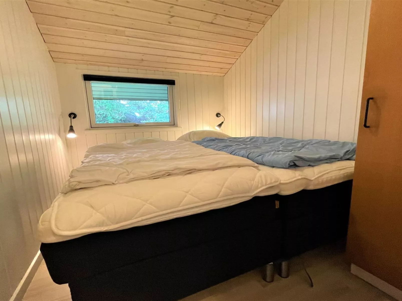 "Estelle" - 575m to the fjord-Inside