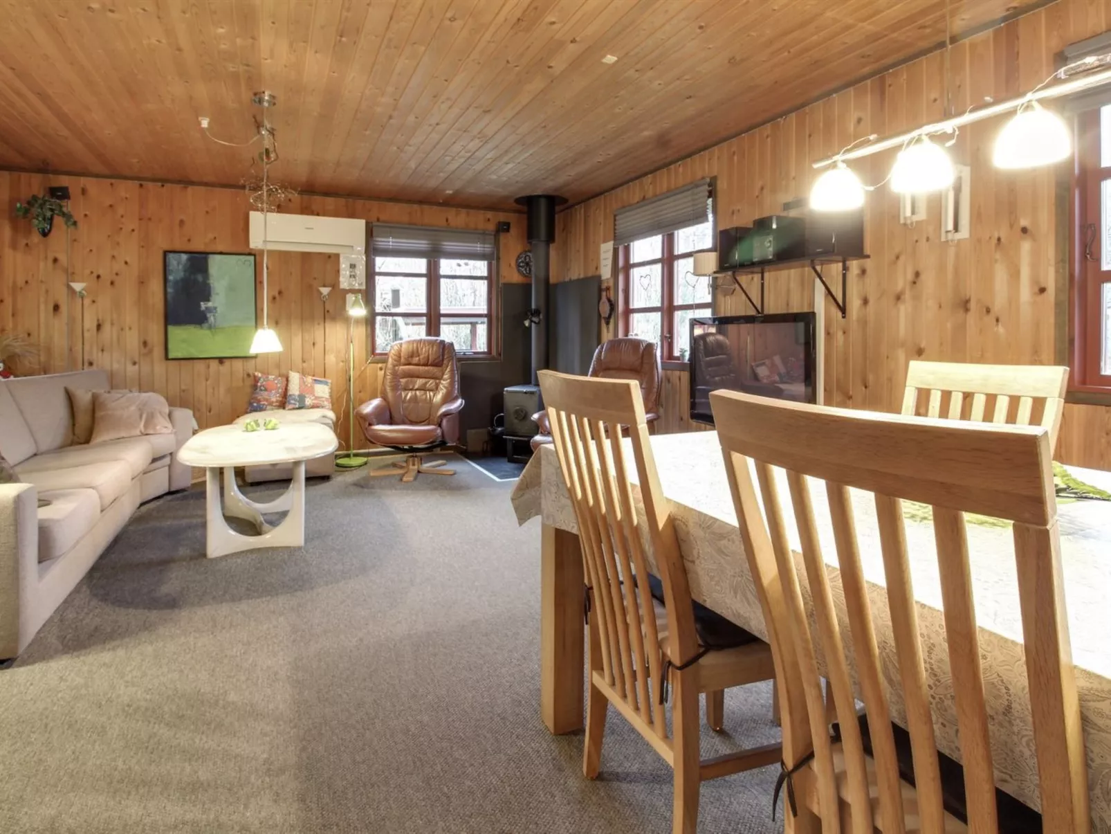 "Hubertina" - 30km from the sea-Dedans