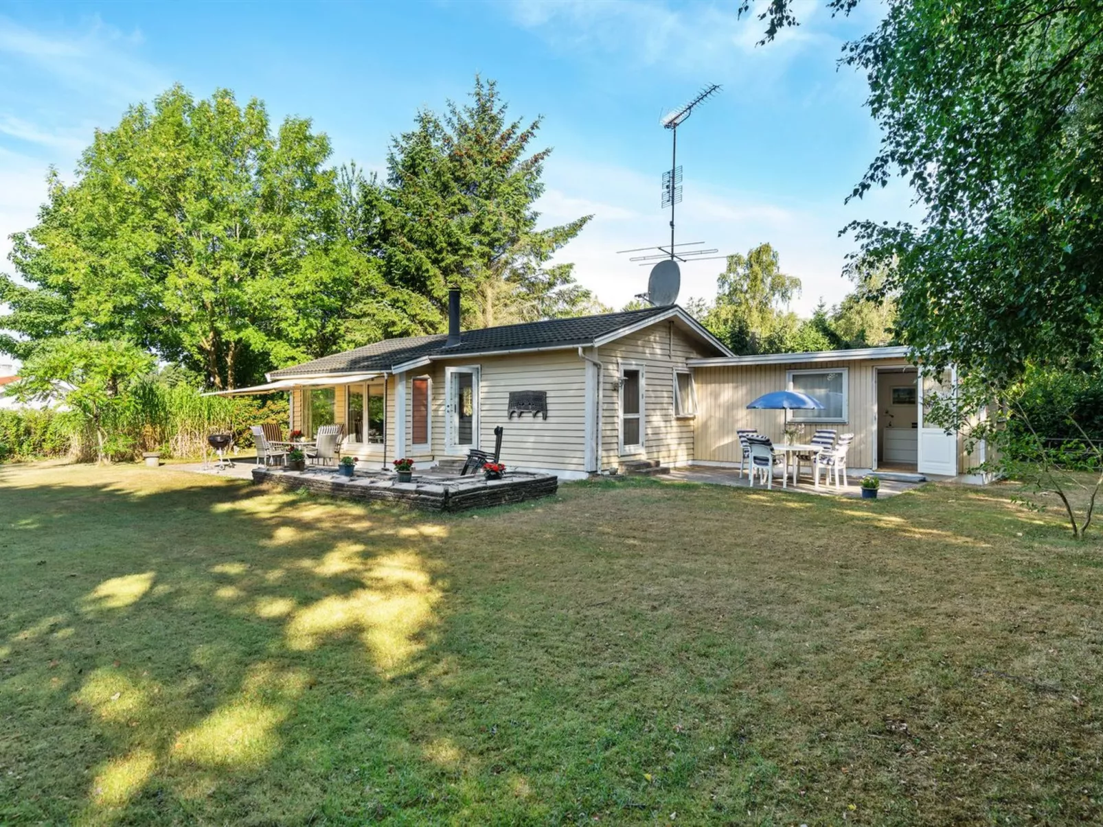 "Guthbrand" - 900m from the sea-Outside