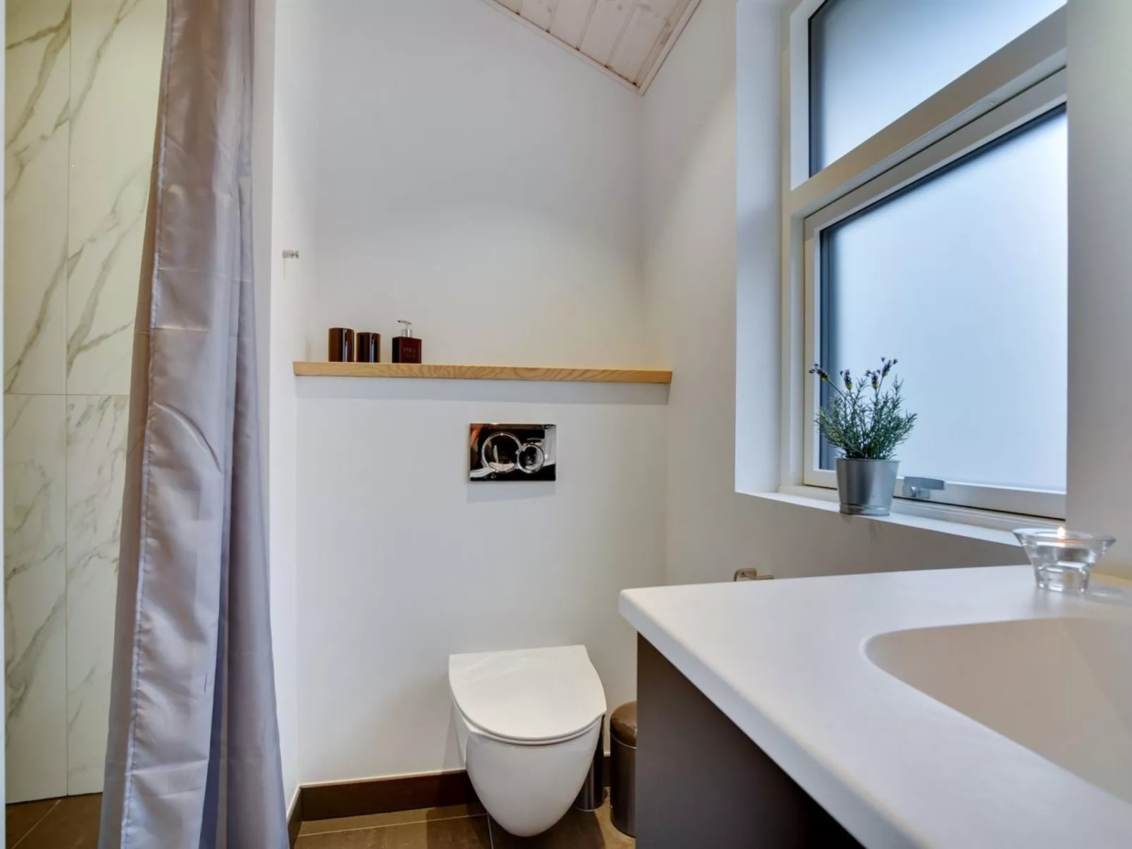 "Amitola" - 700m from the sea-Inside