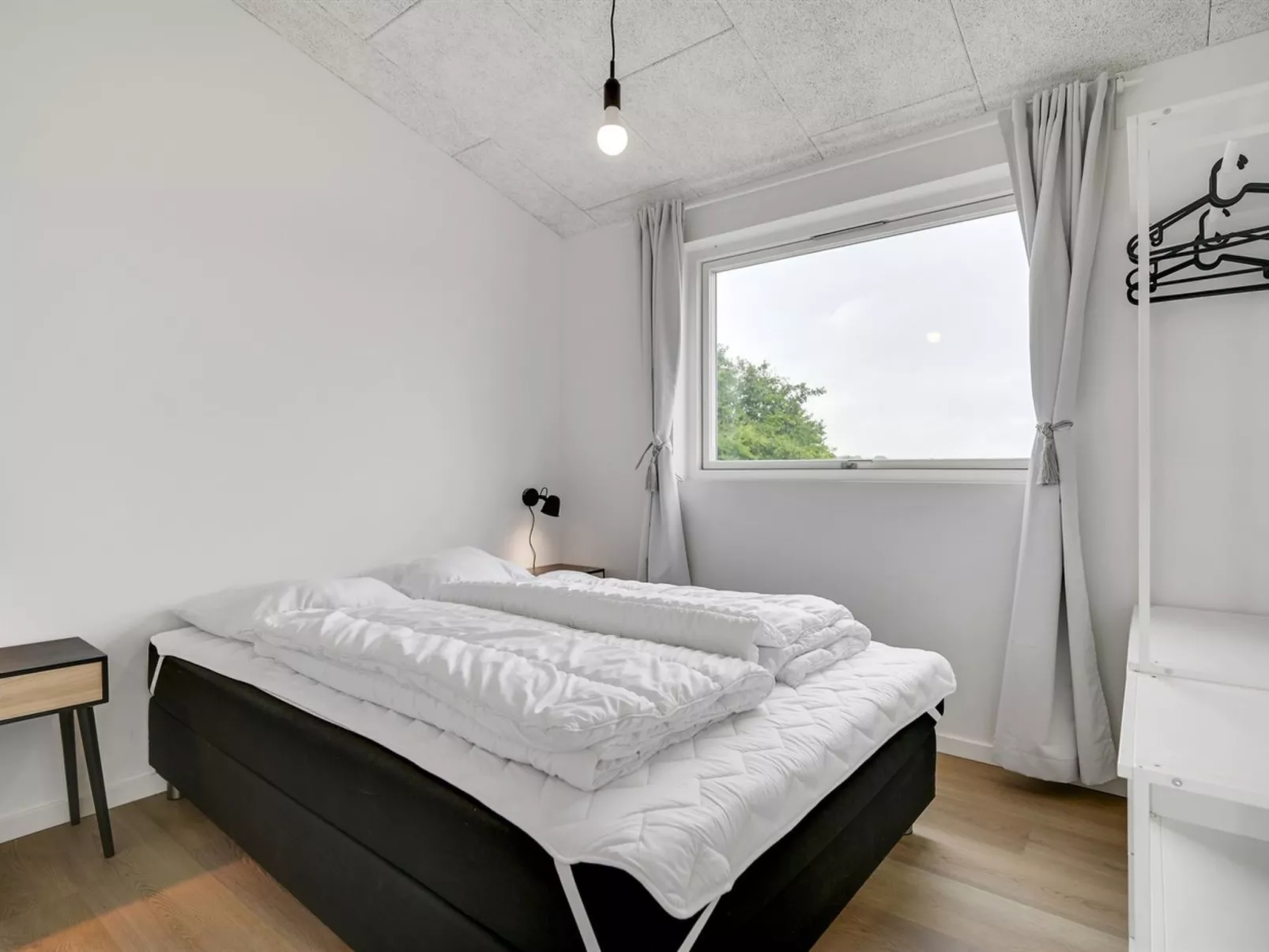 "Aatami" - 500m from the sea-Dedans