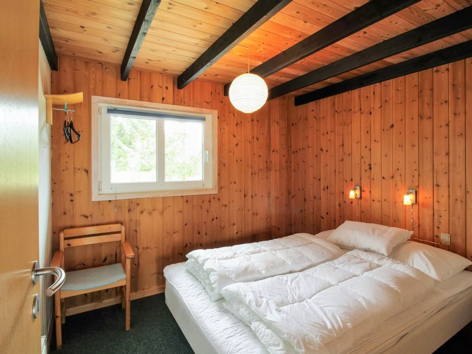 "Juste" - 2.2km from the sea-Dedans