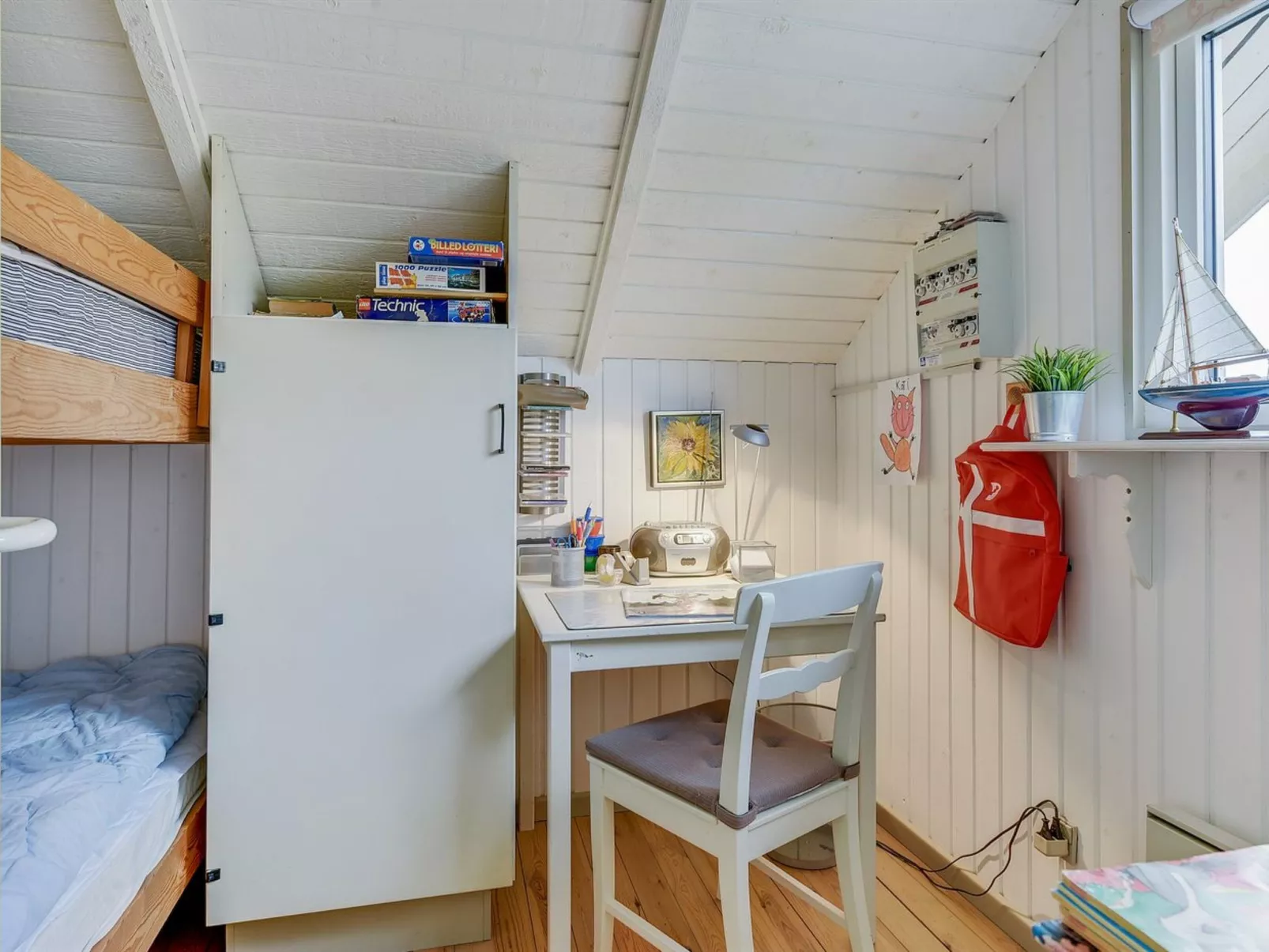 "Hjalmine" - 250m from the sea-Inside