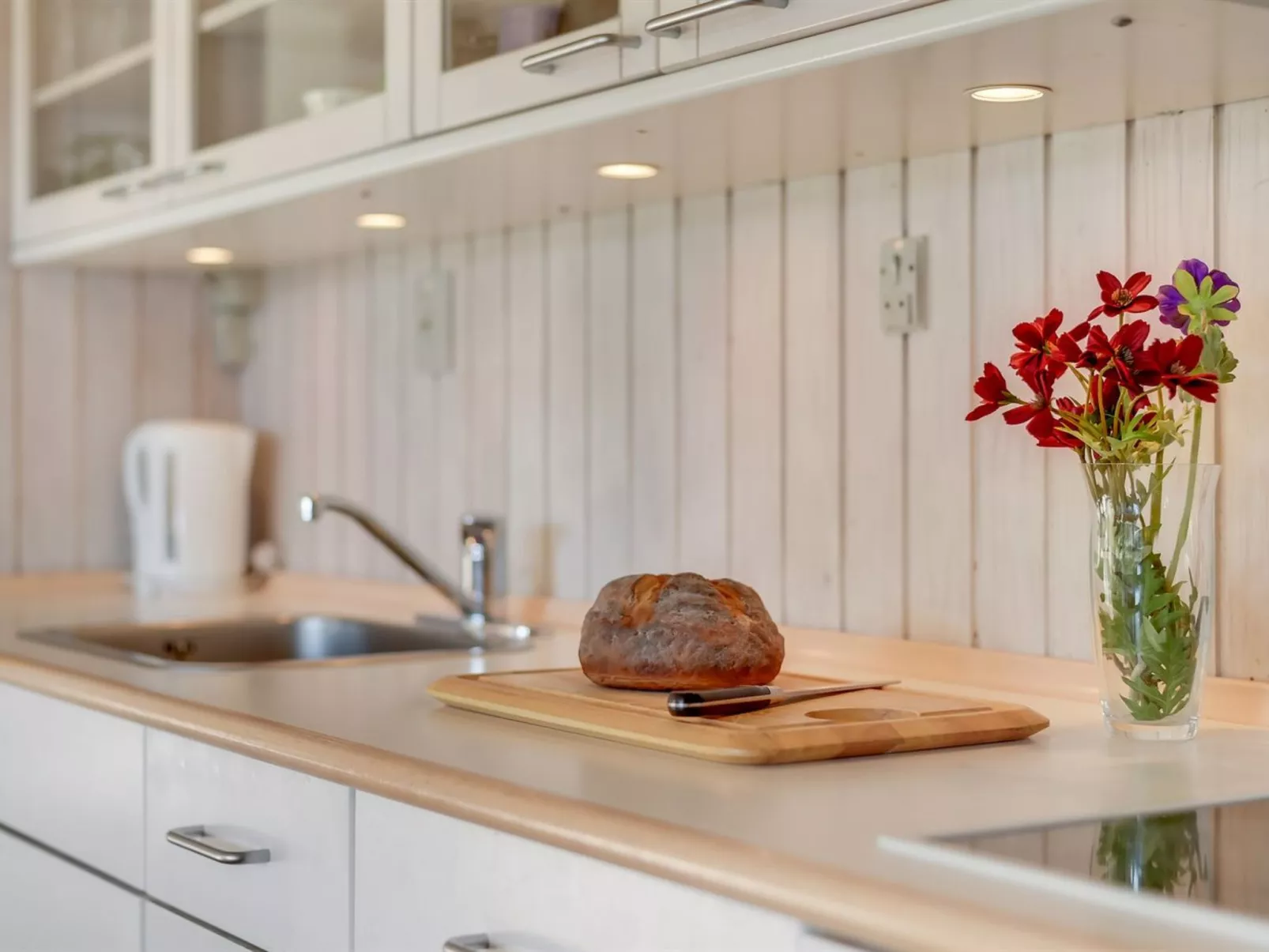 "Naira" - 1.8km from the sea-Inside