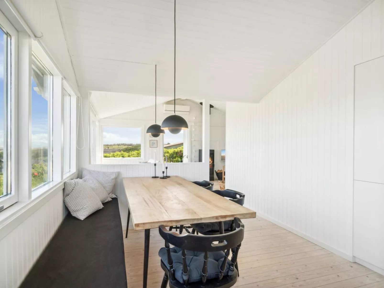 "Edlef" - 279m from the sea-Inside