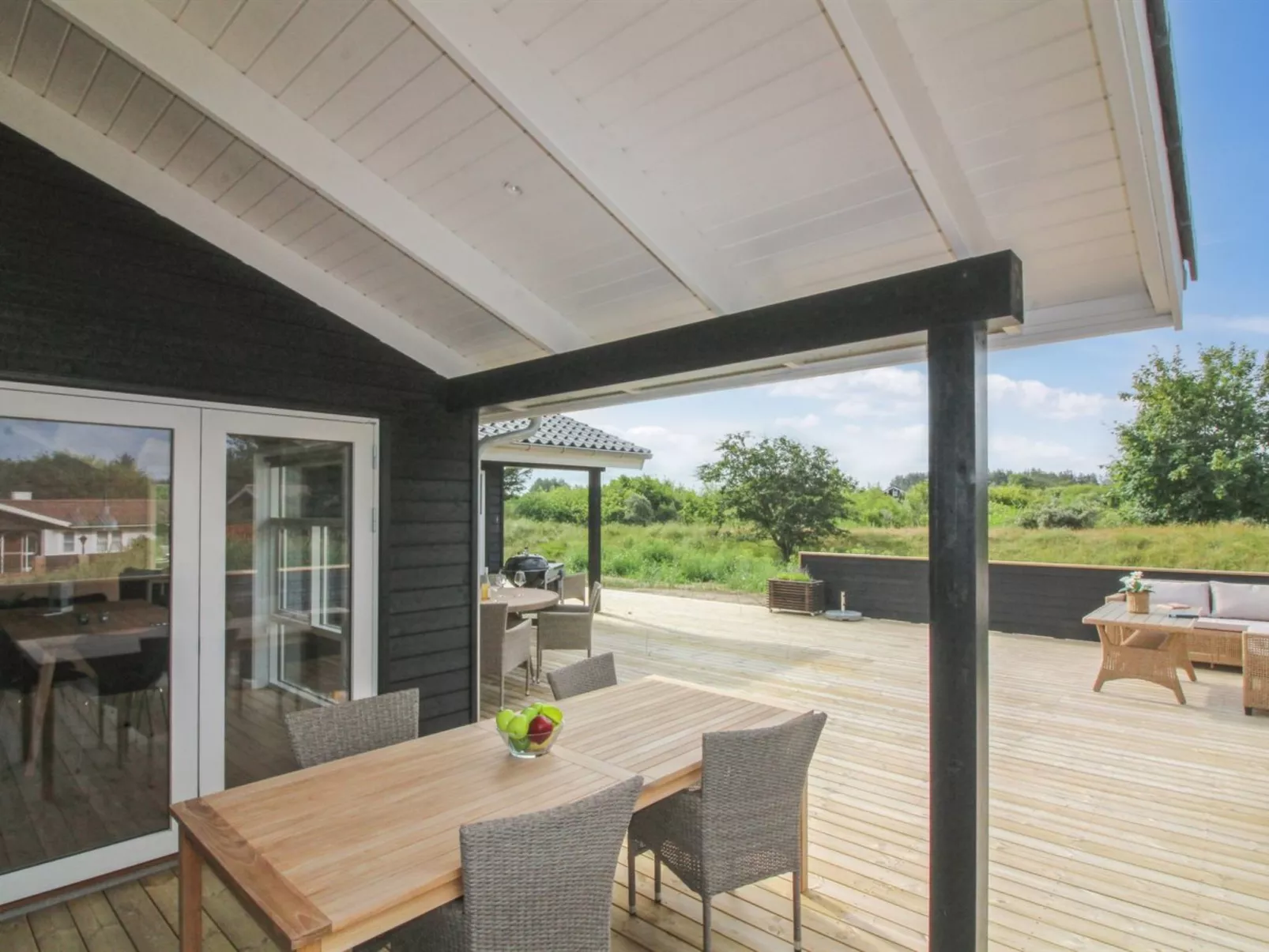 "Heriest" - 1.2km from the sea-Outside