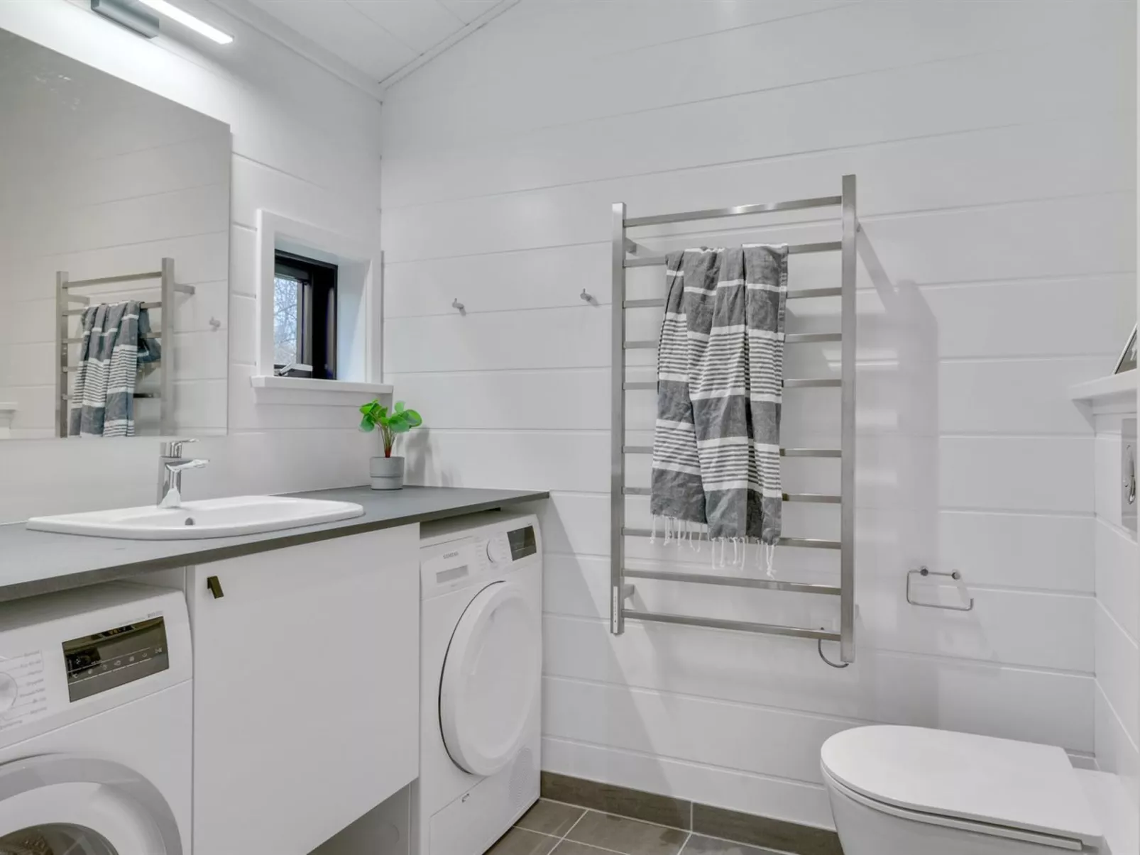 "Ilvy" - 850m from the sea-Inside