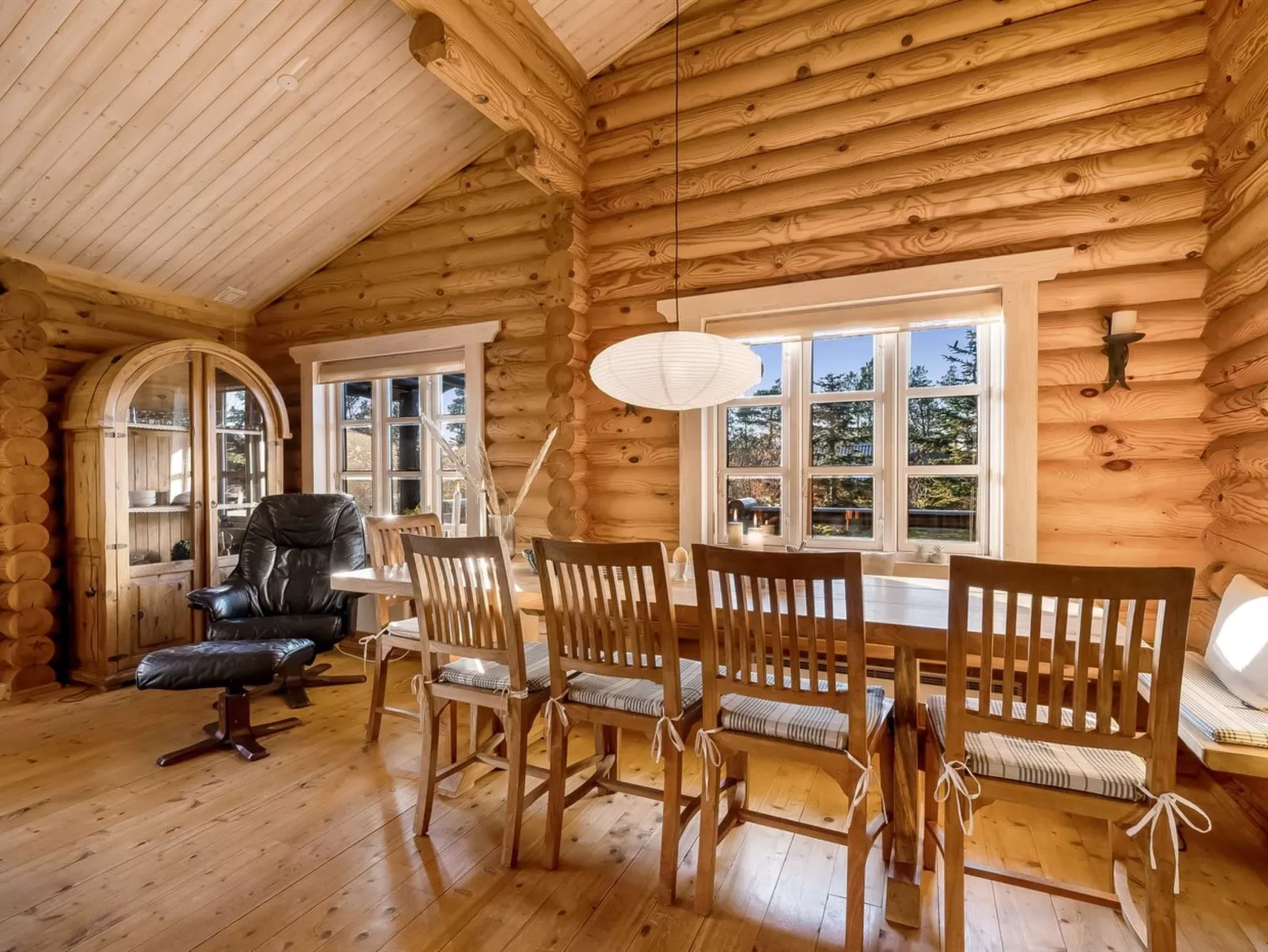 "Rajka" - 300m to the fjord-Dedans