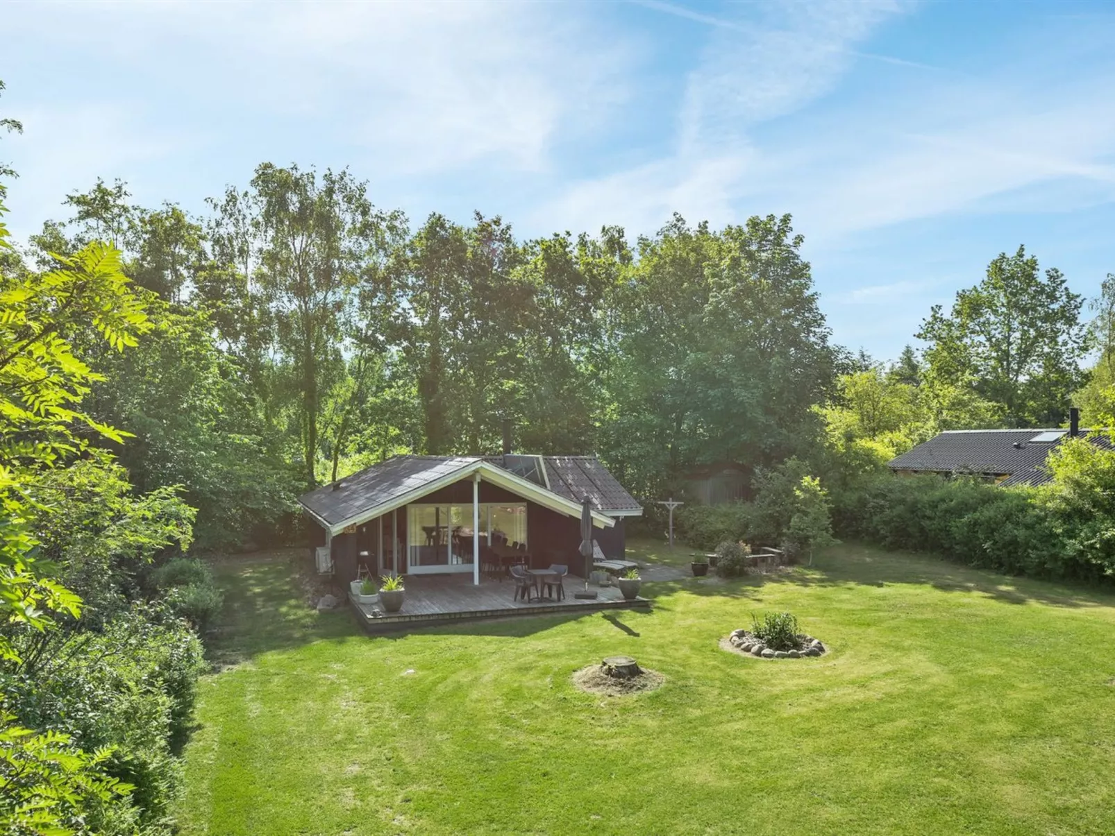 "Yngve" - 56.5km from the sea-Outside