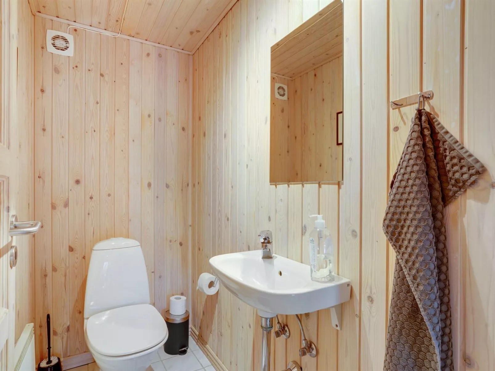 "Melanie" - 950m from the sea-Dedans