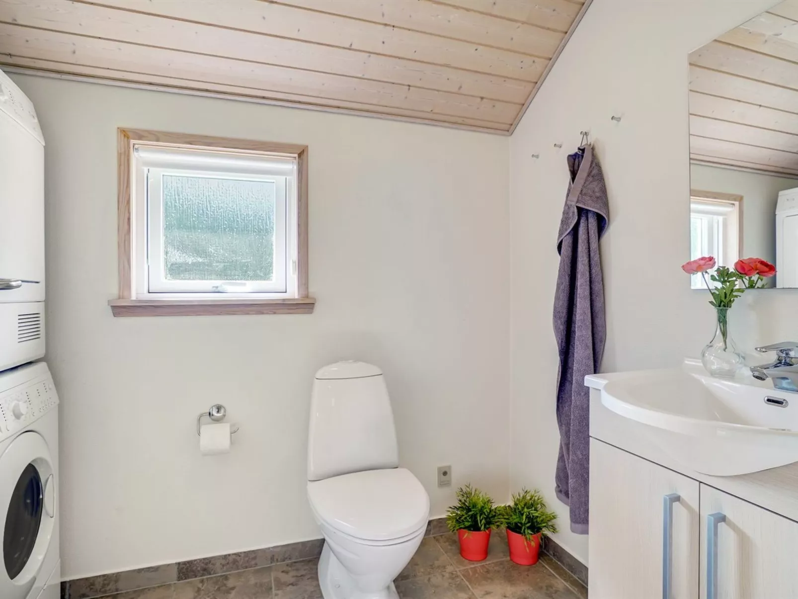 "Agved" - 1.5km from the sea-Dedans